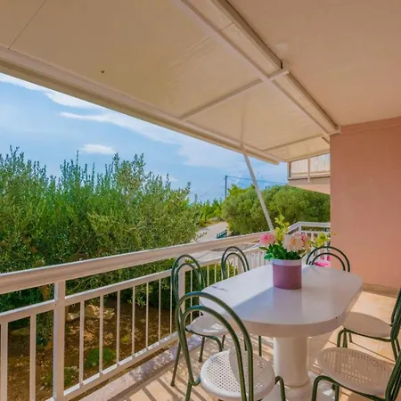 Zdravka * Lokva Rogoznica